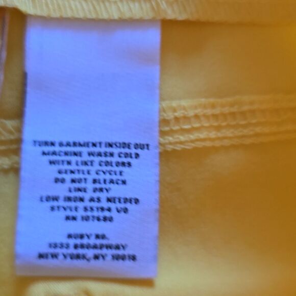 Ruby Rd. Cropped Yellow Pants - Picture 6 of 10